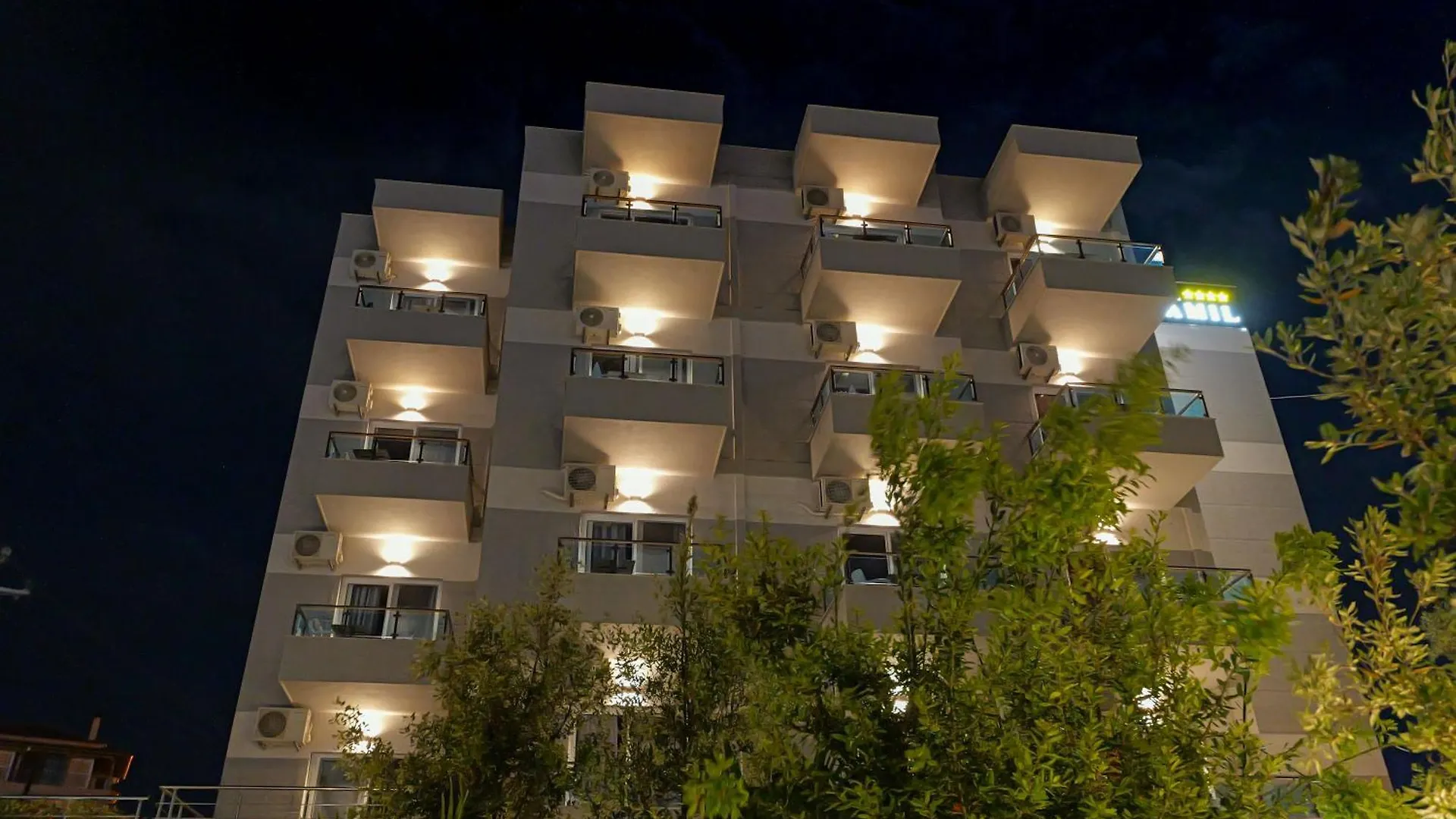 ****  Heksamil Hotel Albanien