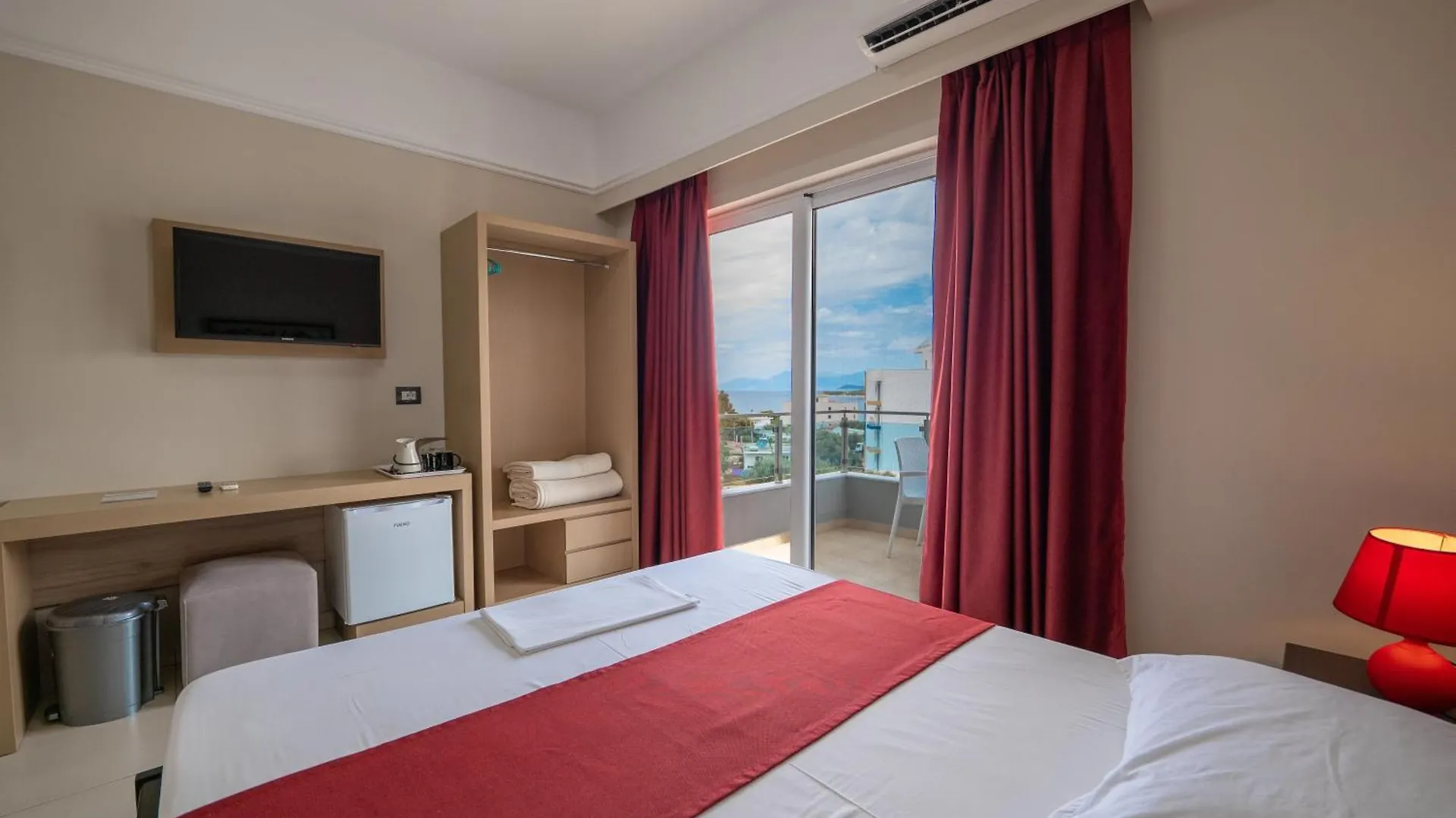 Heksamil Hotel 4*, Ksamil Albanien