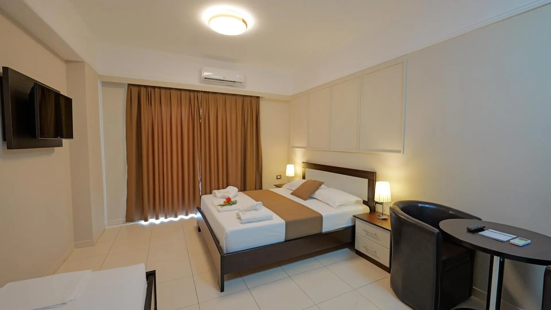Heksamil Hotel