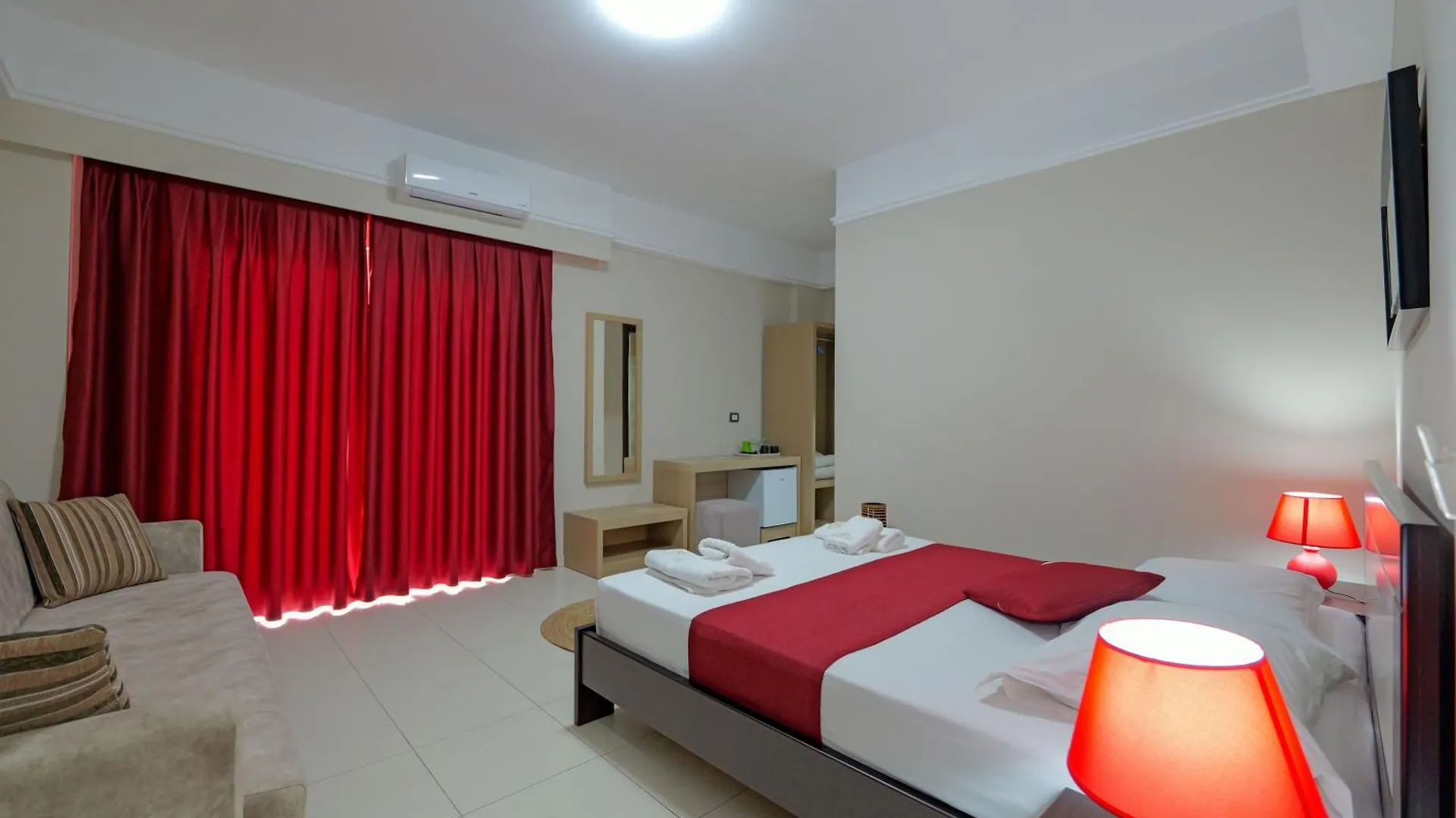 Heksamil Hotel Ksamil