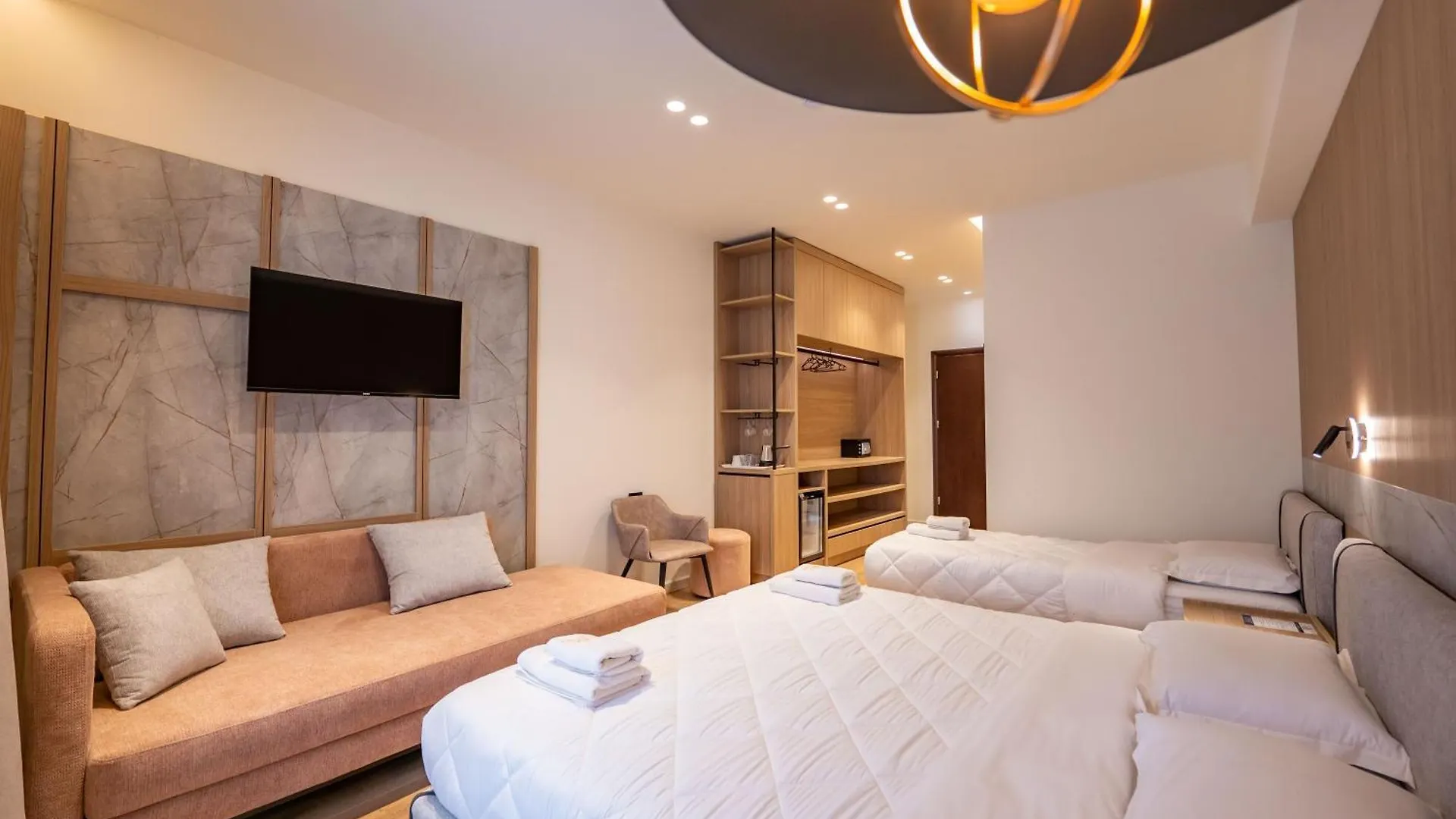 Heksamil Hotel Εξαμίλιο