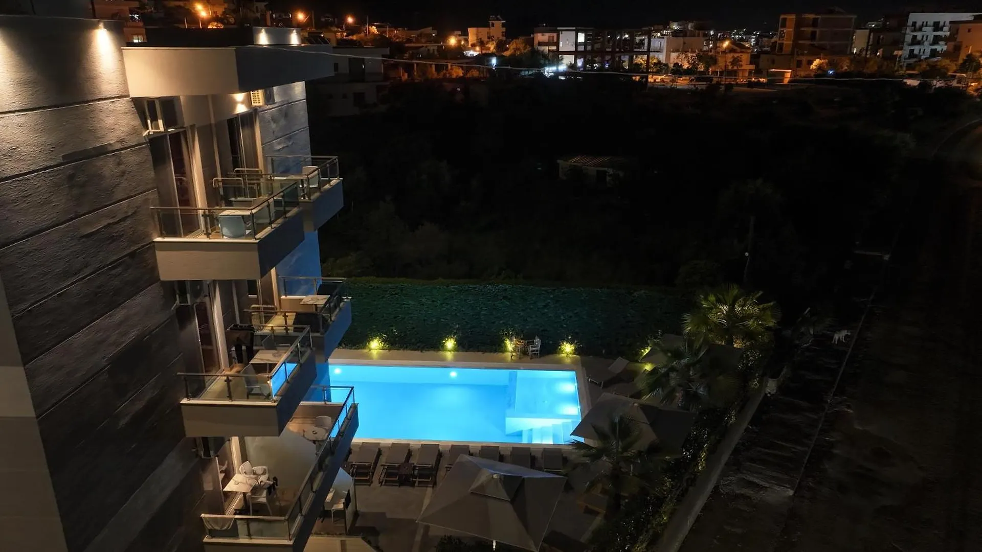 Heksamil Hotel  Ksamil